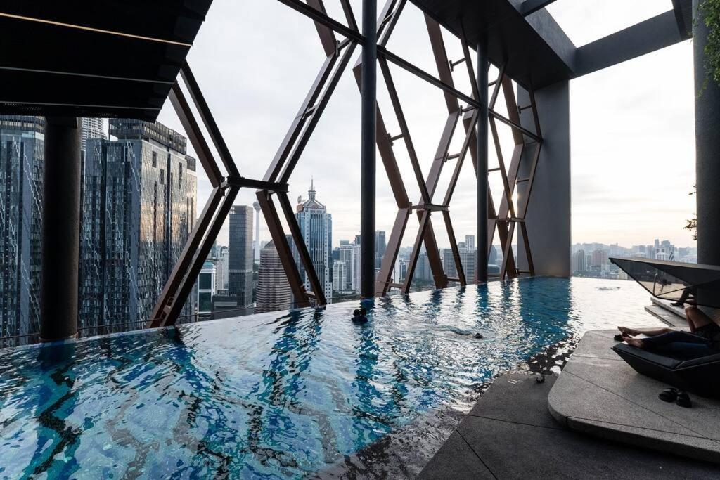 Klcc Musicalsty5Pax At Scarletzsuites Kuala Lumpur Eksteriør bilde